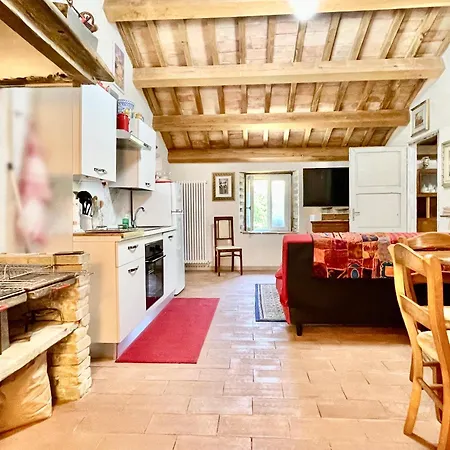Holiday home Rustico Con Jacuzzi Privata Bbq E 3