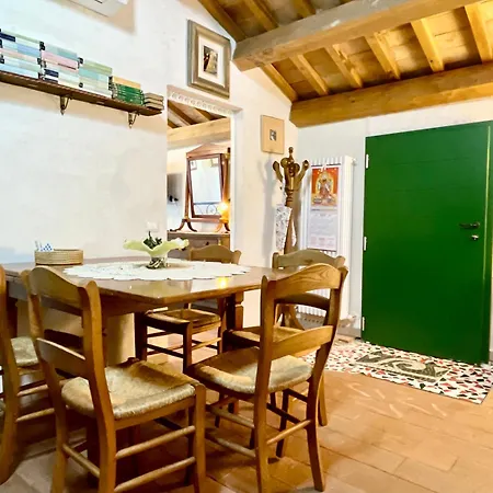 Holiday home Rustico Con Jacuzzi Privata Bbq E 3 *
