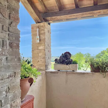 Holiday home Rustico Con Jacuzzi Privata Bbq E 3 Montegridolfo