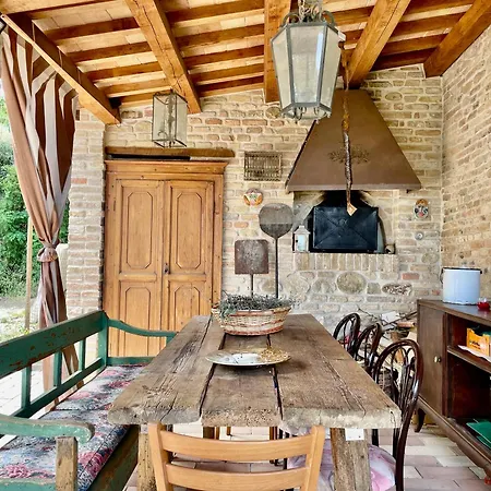 Rustico Con Jacuzzi Privata Bbq E 3 Holiday home